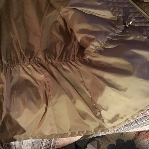 Champagne color, quilted jacket. Lined - Picture 2 of 3